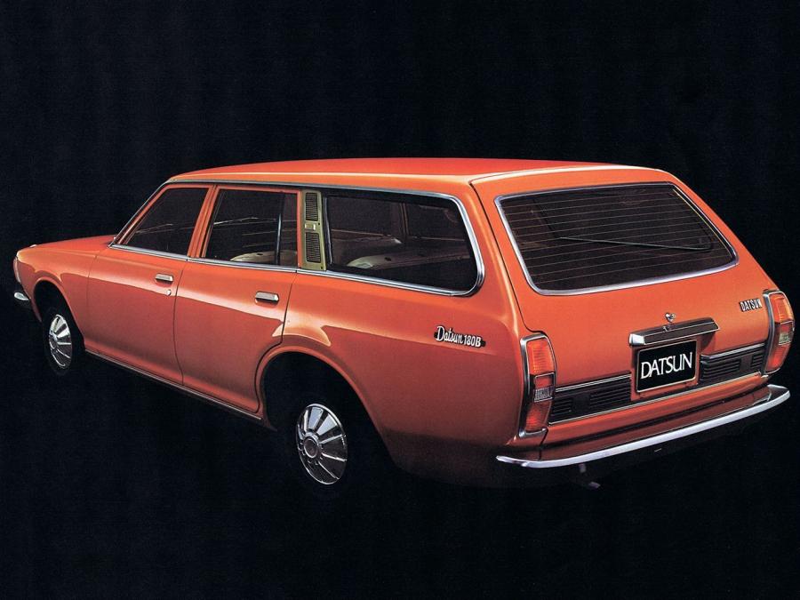  Datsun 180B Station Wagon 1973 года  (фото 2 из 4)